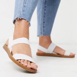 Steve Madden Roma Sandal in White - 10